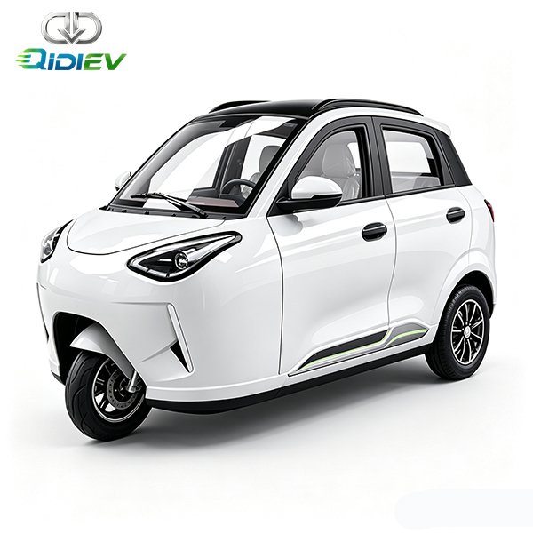 Aurora-Q5-Fully-enclosed-long-range-electric-recreational-tricycle-2