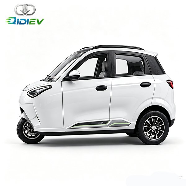Aurora-Q5-Fully-enclosed-long-range-electric-recreational-tricycle-3