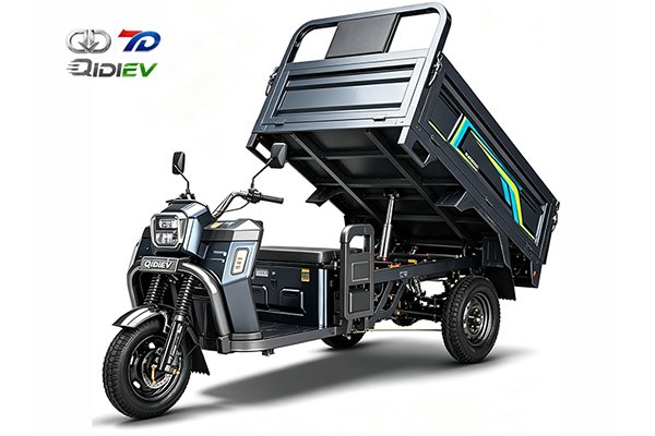 Electric three-wheel cargo trike fully loaded with 50kg urea fertilizer bags on a Vietnamese farm road, anti-corrosion bed