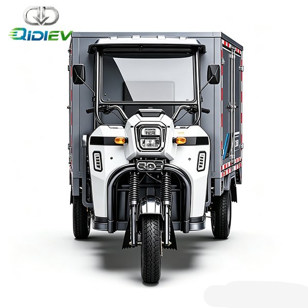 SwiftHaul-D0--Electric-logistics-tricycle-with-cargobox