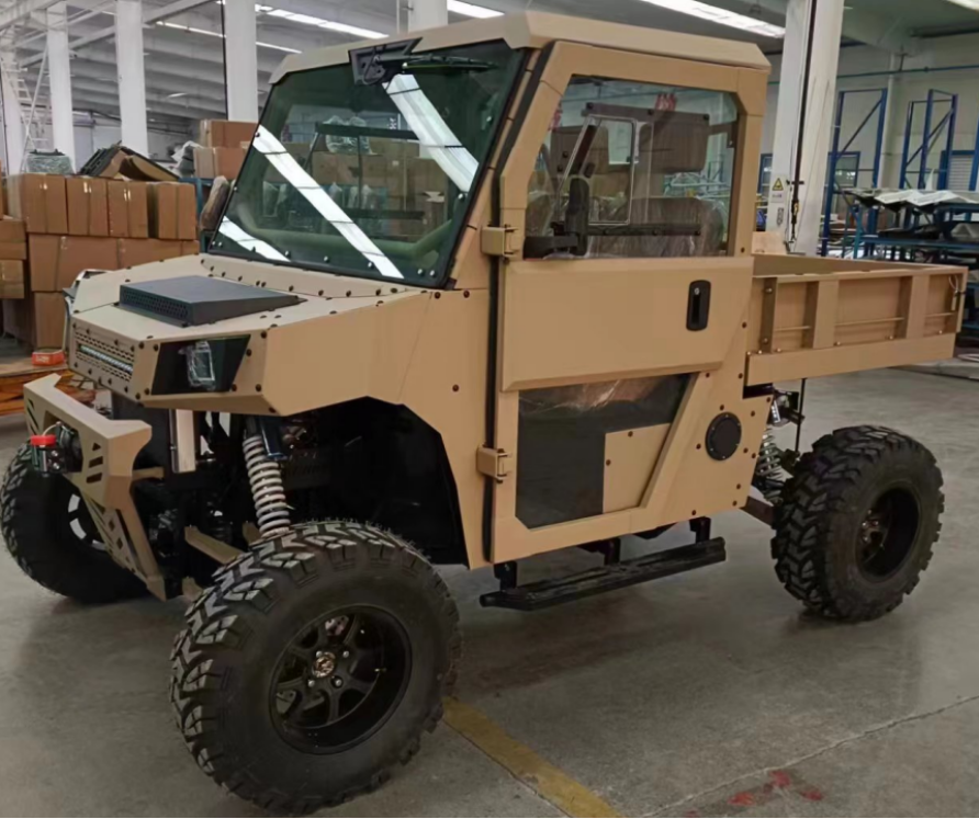 QIDI Tank G10 enclosed cab side view
